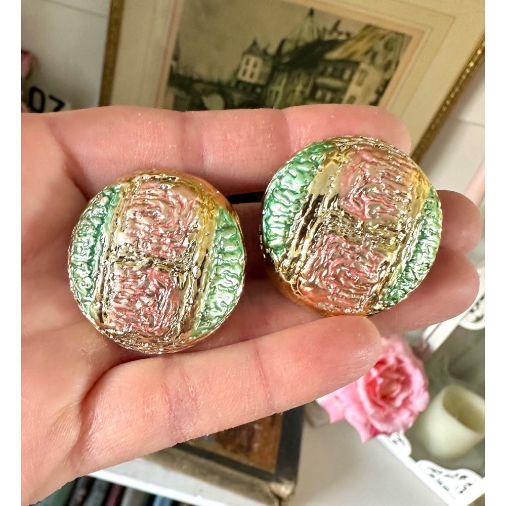 Vintage 1980s Large bold round earrings